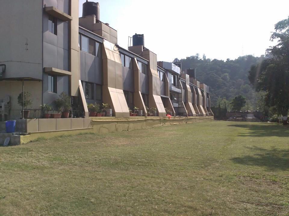 Savshanti Lake Resort Saputara Buitenkant foto